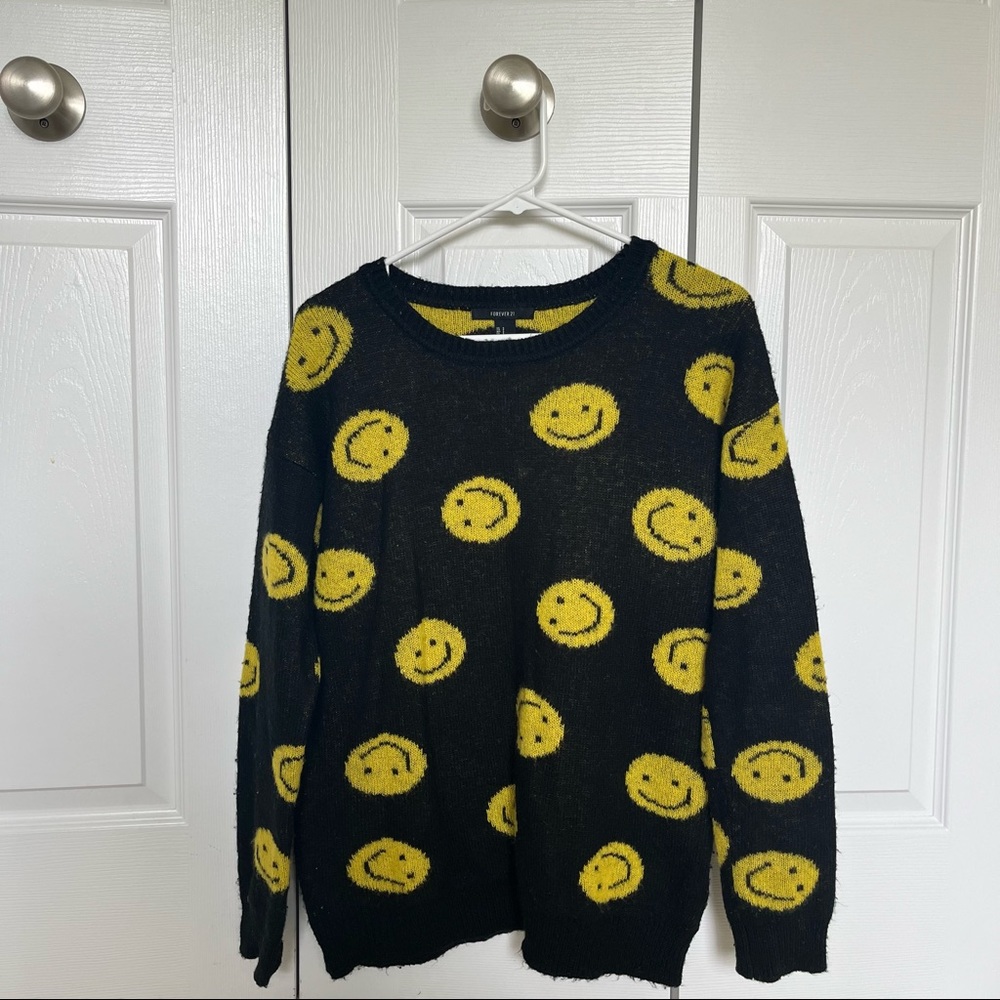 black and yellow forever 21 small sweater smiley face print